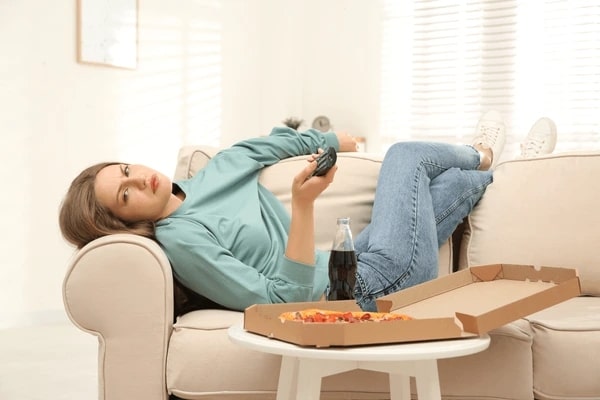 How Sedentary Habits Lead to Back Pain How Sedentary Habits Lead to Back Pain